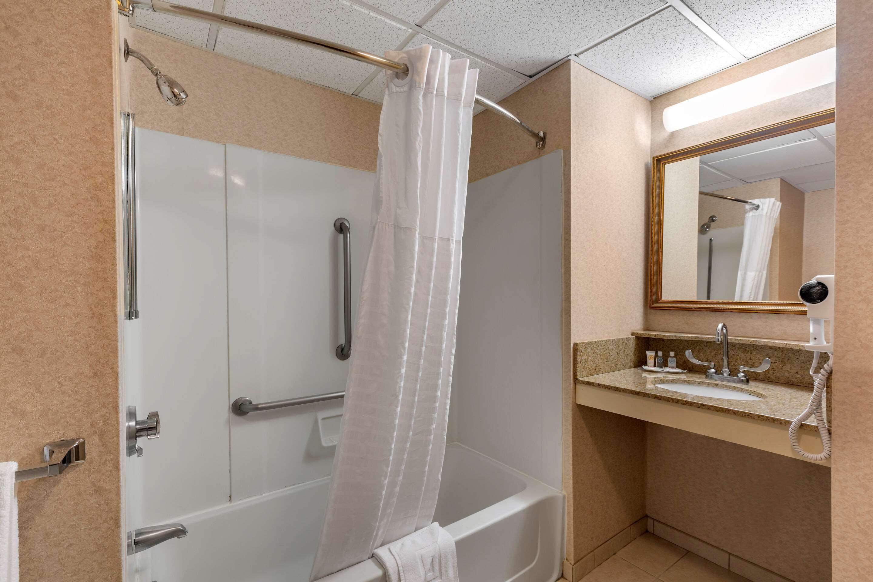 Comfort Foxboro - Mansfield Hotel Foxborough