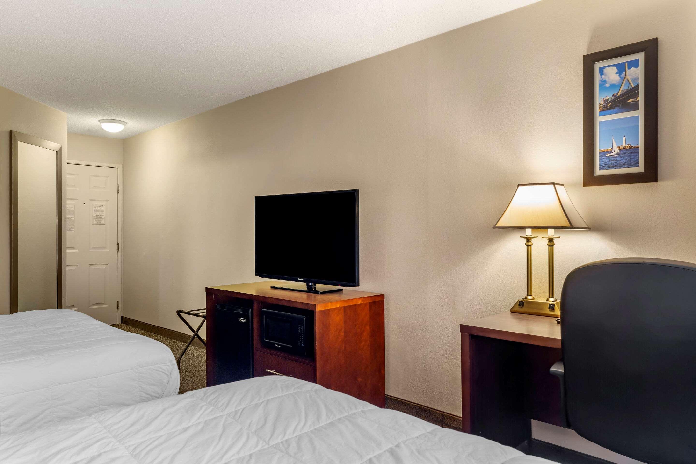 Comfort Foxboro - Mansfield 2*