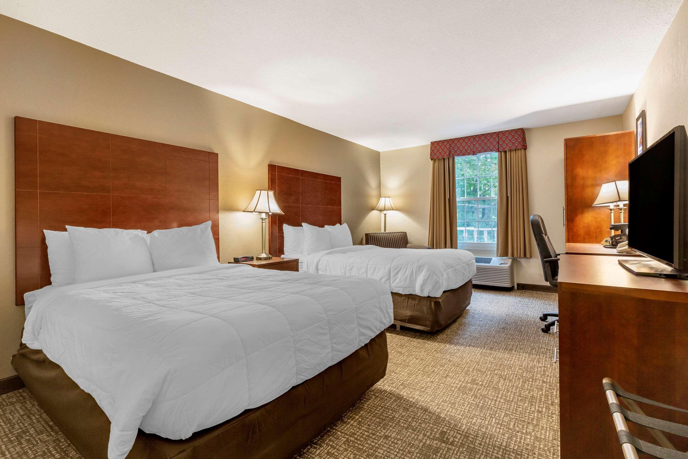 Comfort Foxboro - Mansfield Hotel