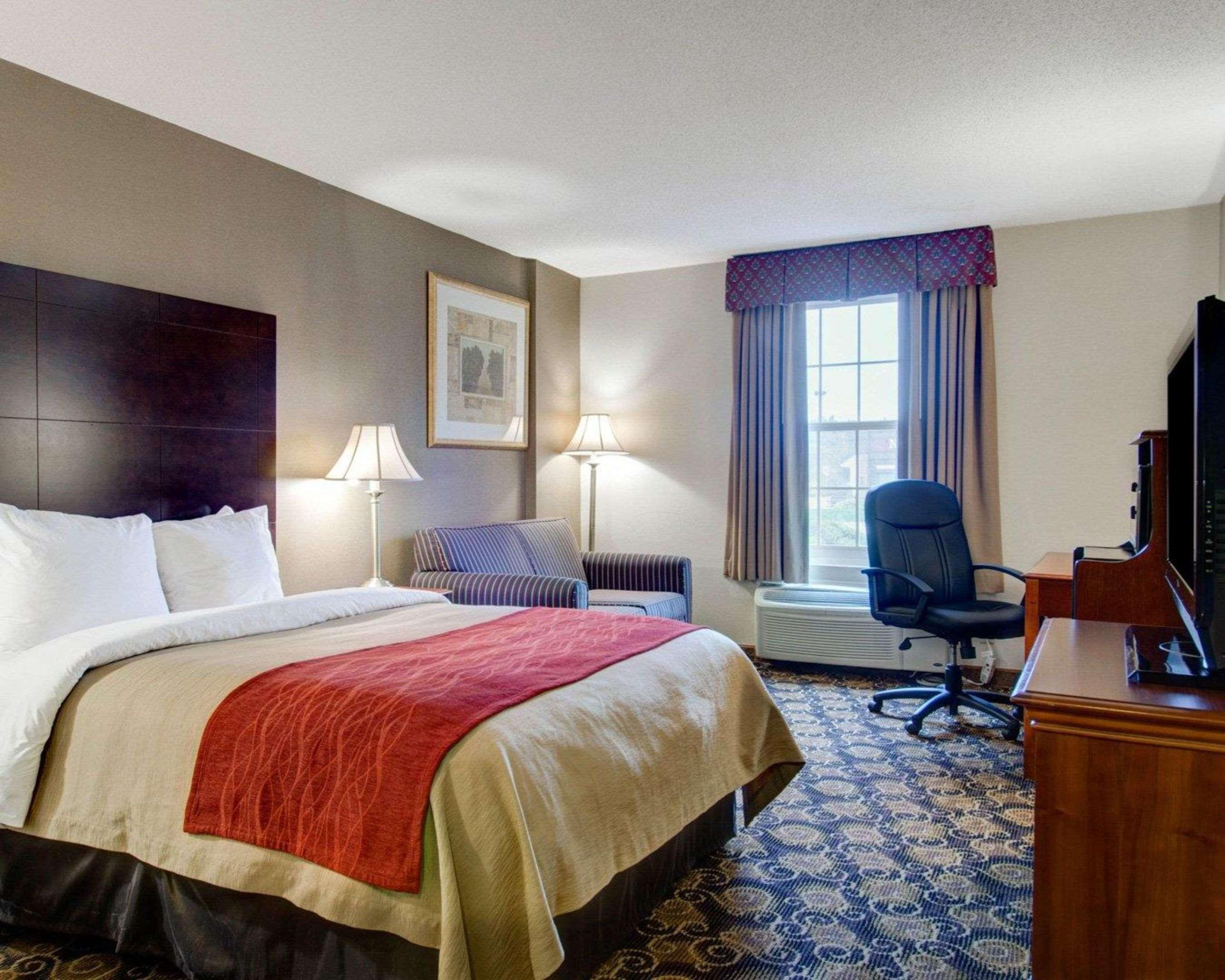 Hotel Comfort Foxboro - Mansfield 2*