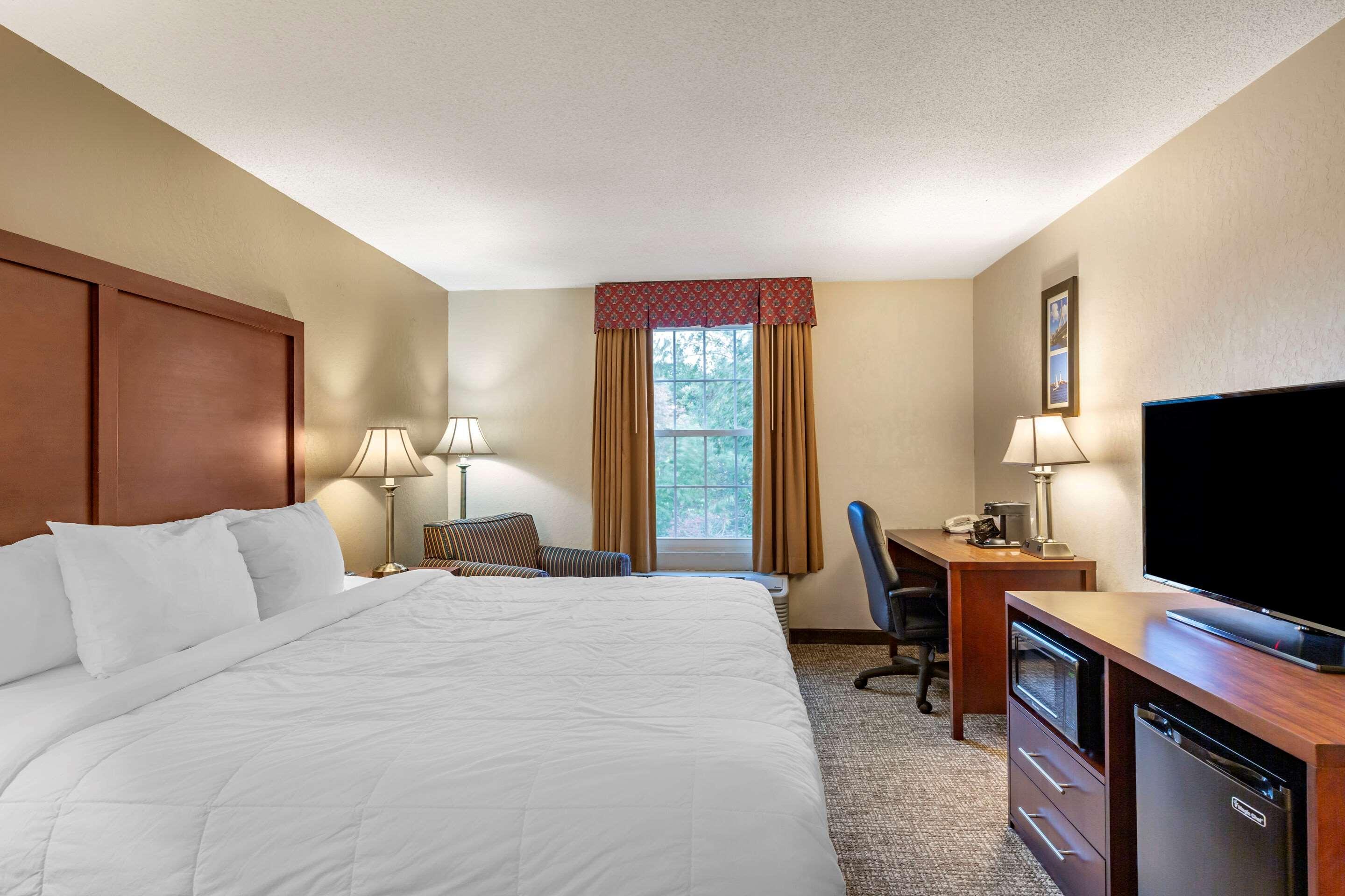 Comfort Foxboro - Mansfield 2*