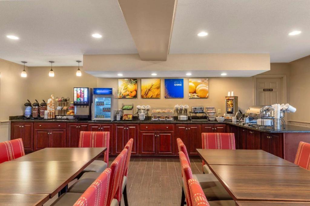 Comfort Foxboro - Mansfield Hotel Foxborough