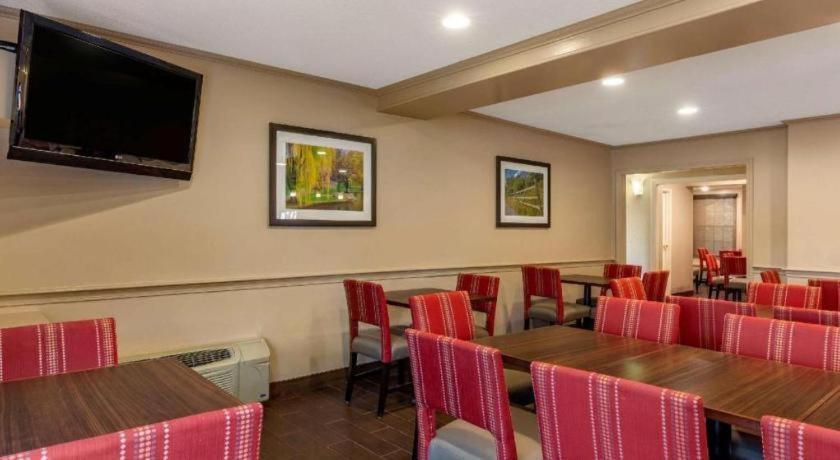 Comfort Foxboro - Mansfield Hotel Foxborough