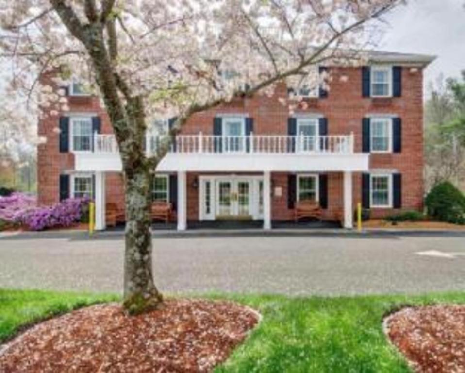 Comfort Foxboro - Mansfield Hotel